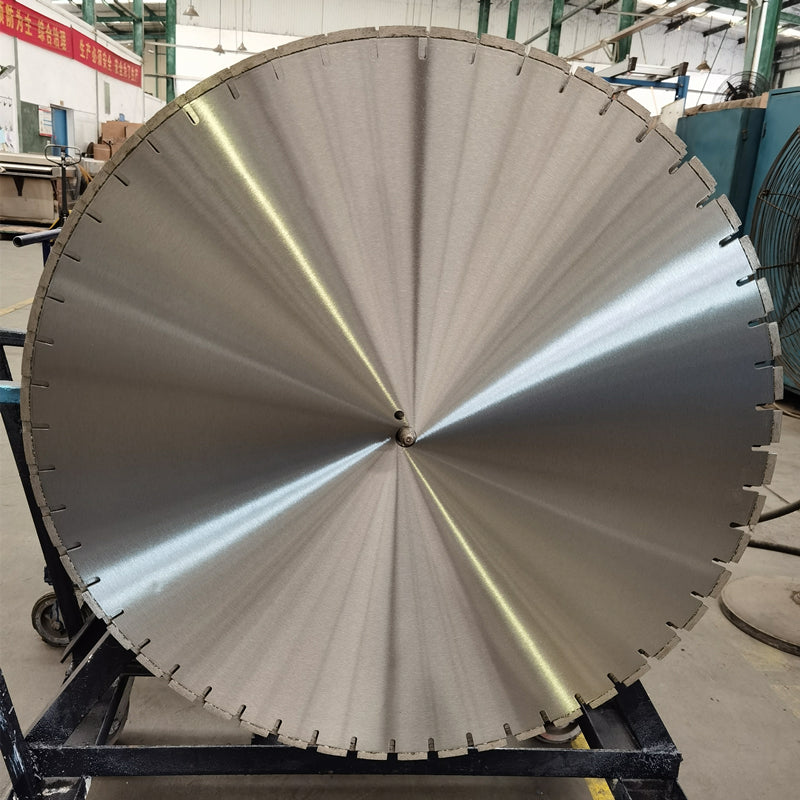 900mm Diamond floor saw blade for reinforced concrete